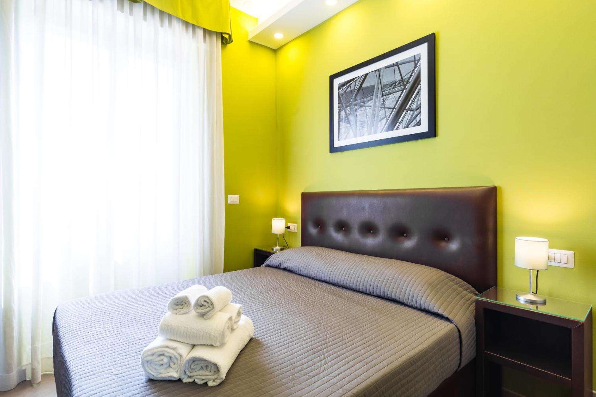 Bh Napoli Railway Hotel Ruang foto